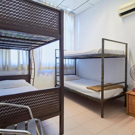 G99 Hotel George Town Esterno foto
