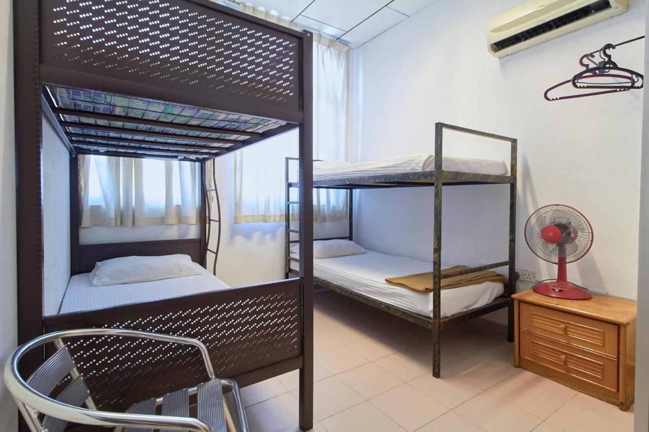 G99 Hotel George Town Esterno foto