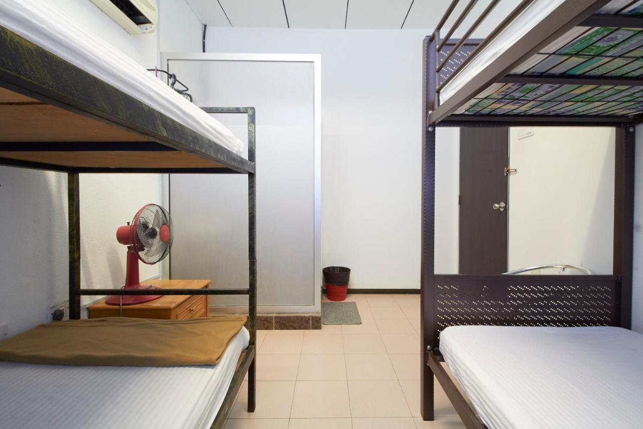 G99 Hotel George Town Esterno foto